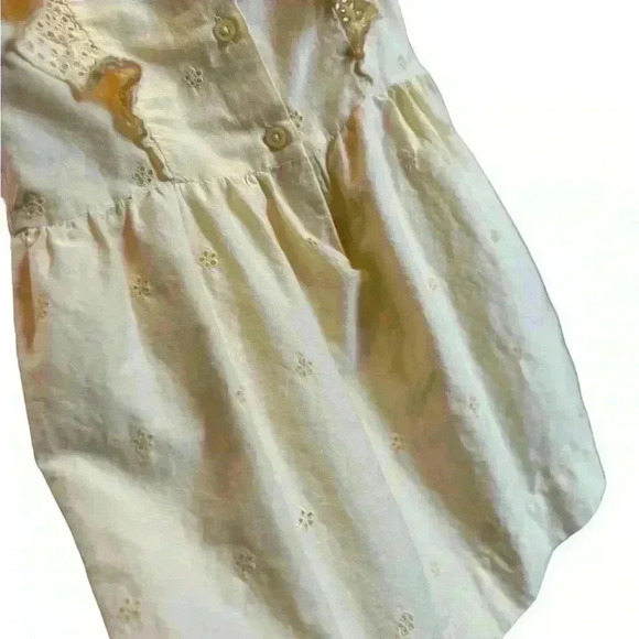 Gap - Picture 6 of 12